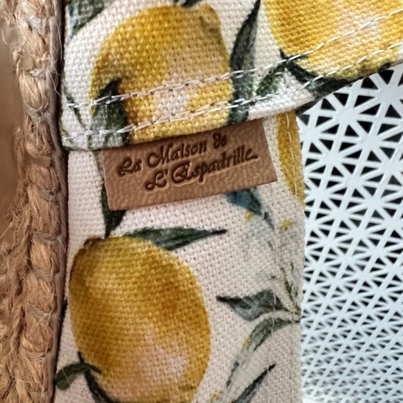 Classic Espadrilles from PARIS Lemon Print - EUR 40 - Picture 3 of 4